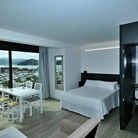 Apartamentos Dabarca Комбарро Экстерьер фото